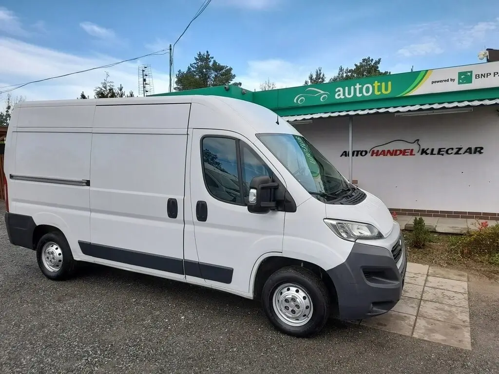 Fiat-Ducato-L2H2-03-1 za iznajmljivanje kombija u beogradu